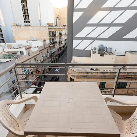 Apartamento Spacious Pv Close To Clubs & Schools With Wifi By 360 Estates *