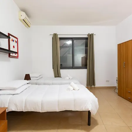 Apartamento Spacious Pv Close To Clubs & Schools With Wifi By 360 Estates *