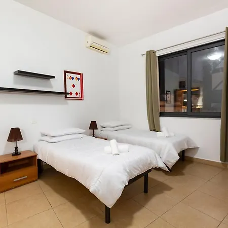 Spacious Pv Close To Clubs & Schools With Wifi By 360 Estates