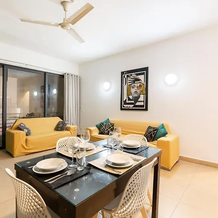 Spacious Pv Close To Clubs & Schools With Wifi By 360 Estates Apartment