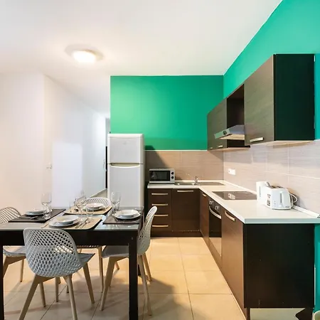 Spacious Pv Close To Clubs & Schools With Wifi By 360 Estates Appartement San Ġiljan