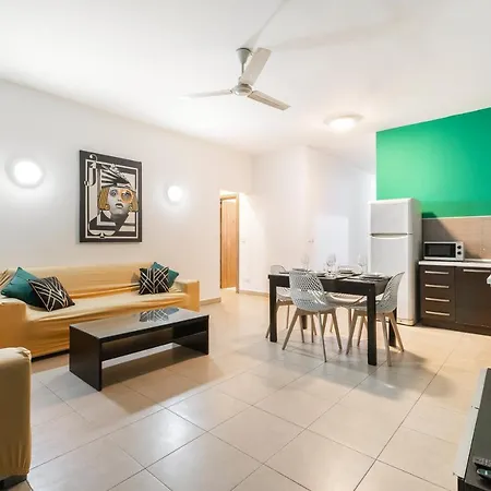 Spacious Pv Close To Clubs & Schools With Wifi By 360 Estates Appartement San Ġiljan