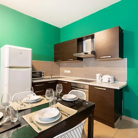 Spacious Pv Close To Clubs & Schools With Wifi By 360 Estates Appartement *