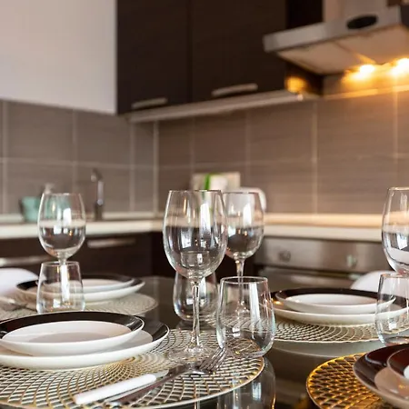 Appartement Spacious Pv Close To Clubs & Schools With Wifi By 360 Estates