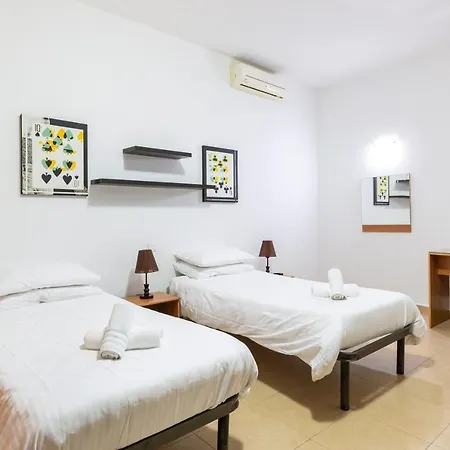 Spacious Pv Close To Clubs & Schools With Wifi By 360 Estates * San Ġiljan
